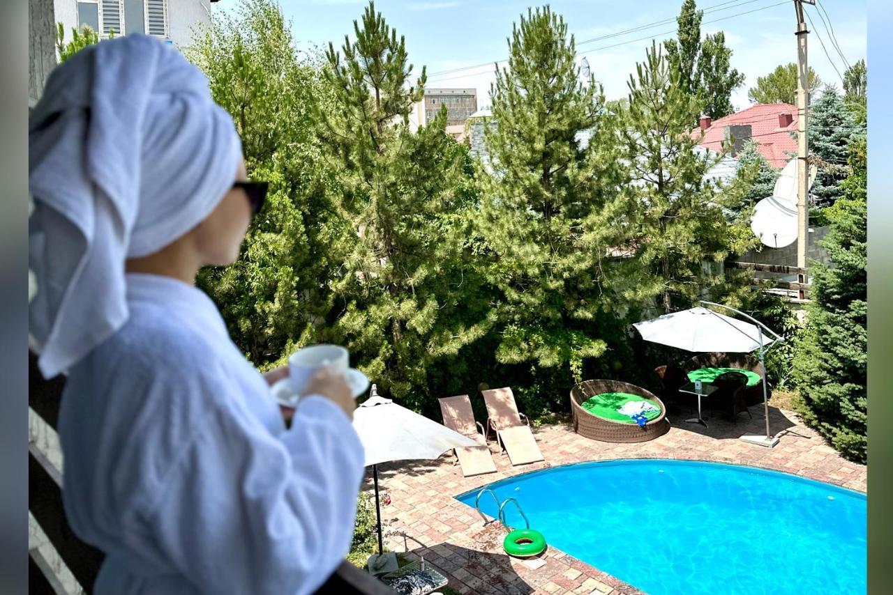 Tian-Shan Hotel ビシュケク エクステリア 写真